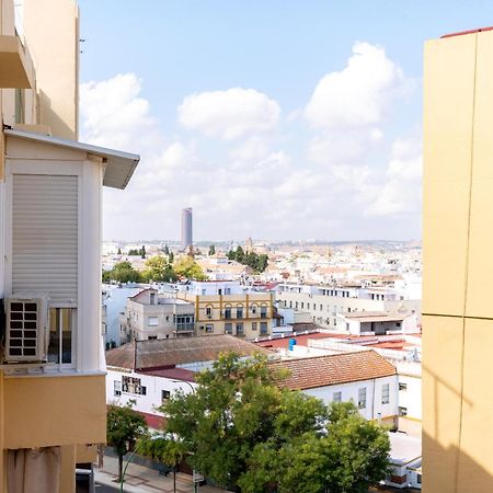 Apartamento Familiar Maria Auxiliadora Sevilla Eksteriør billede