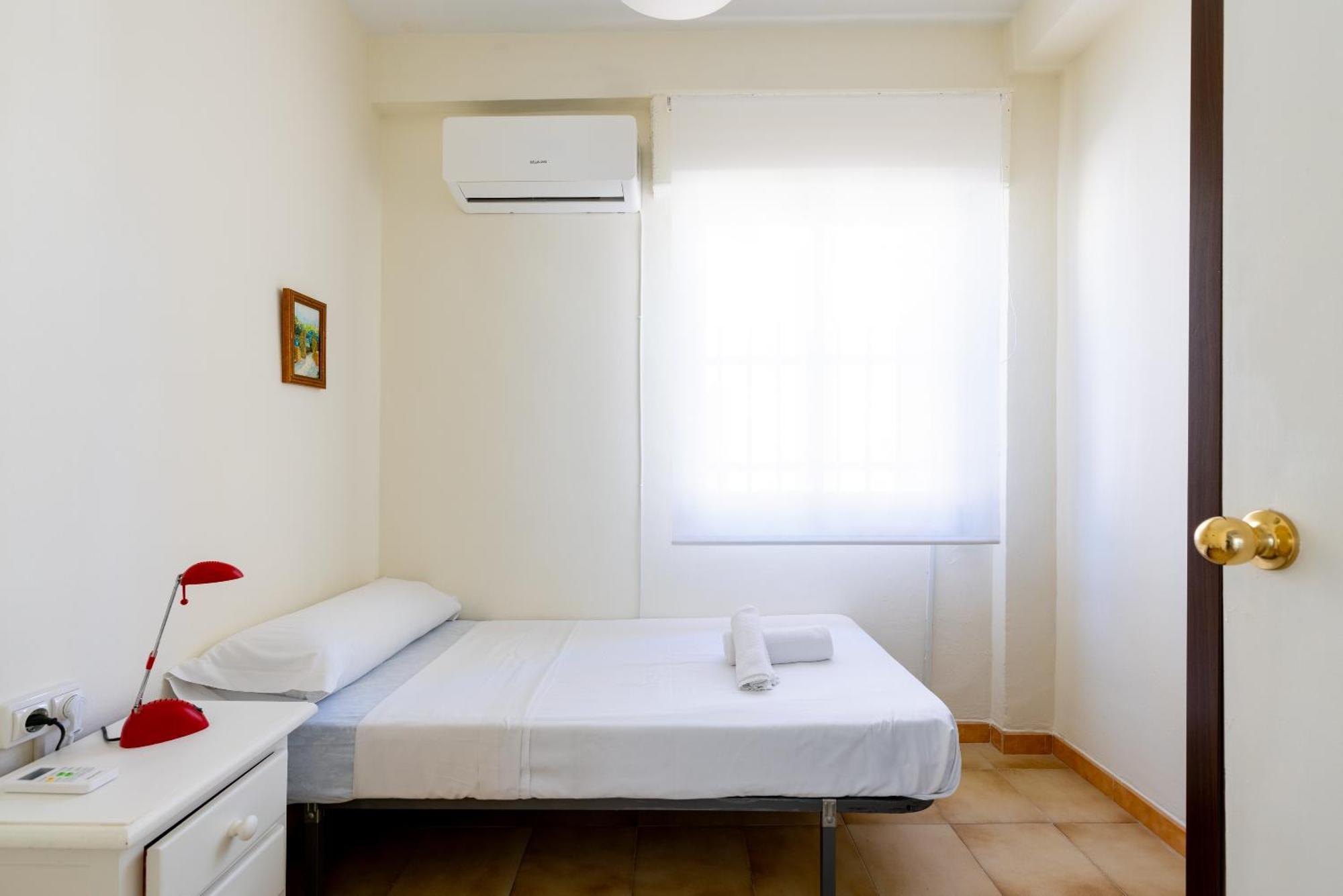 Apartamento Familiar Maria Auxiliadora Sevilla Eksteriør billede