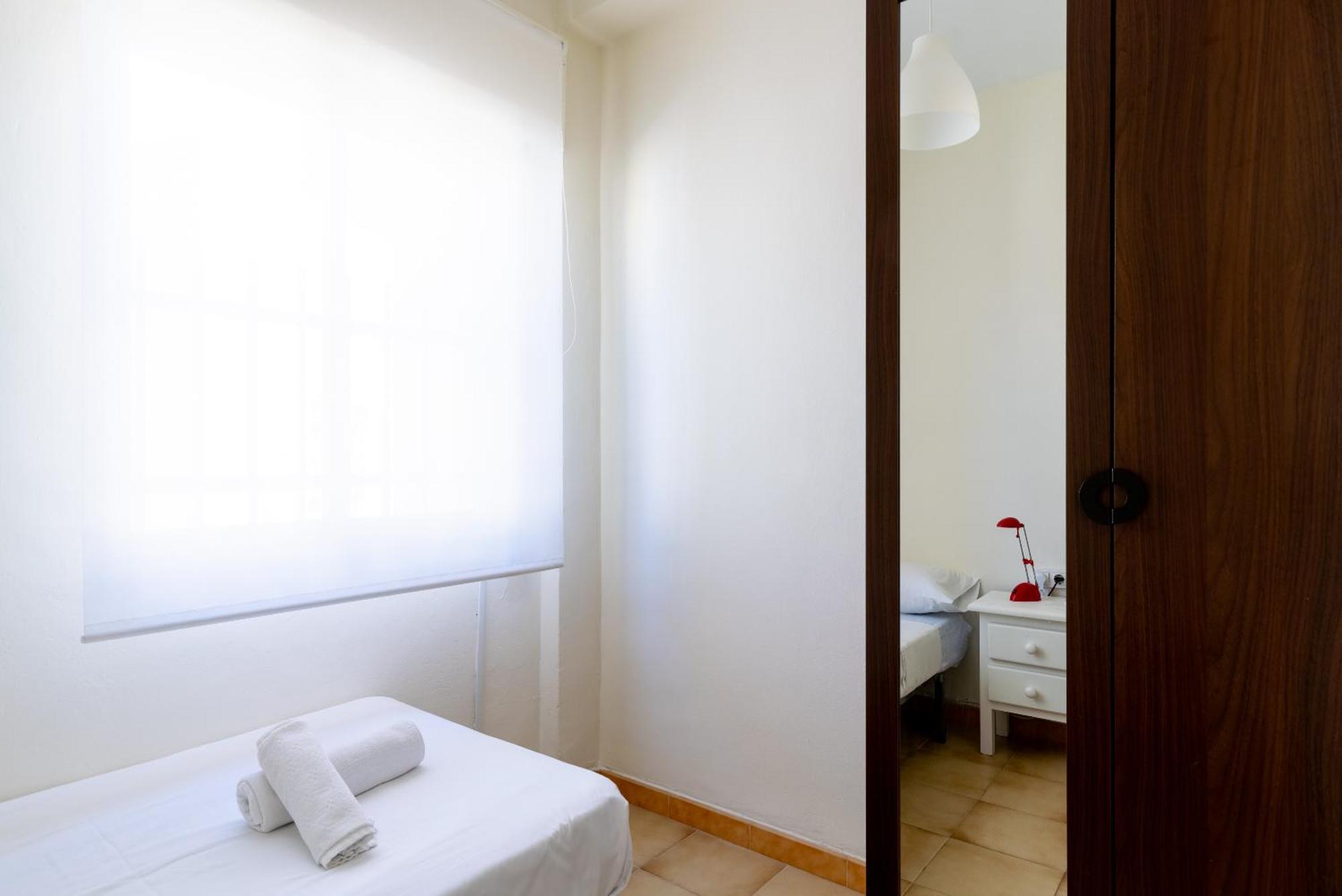 Apartamento Familiar Maria Auxiliadora Sevilla Eksteriør billede