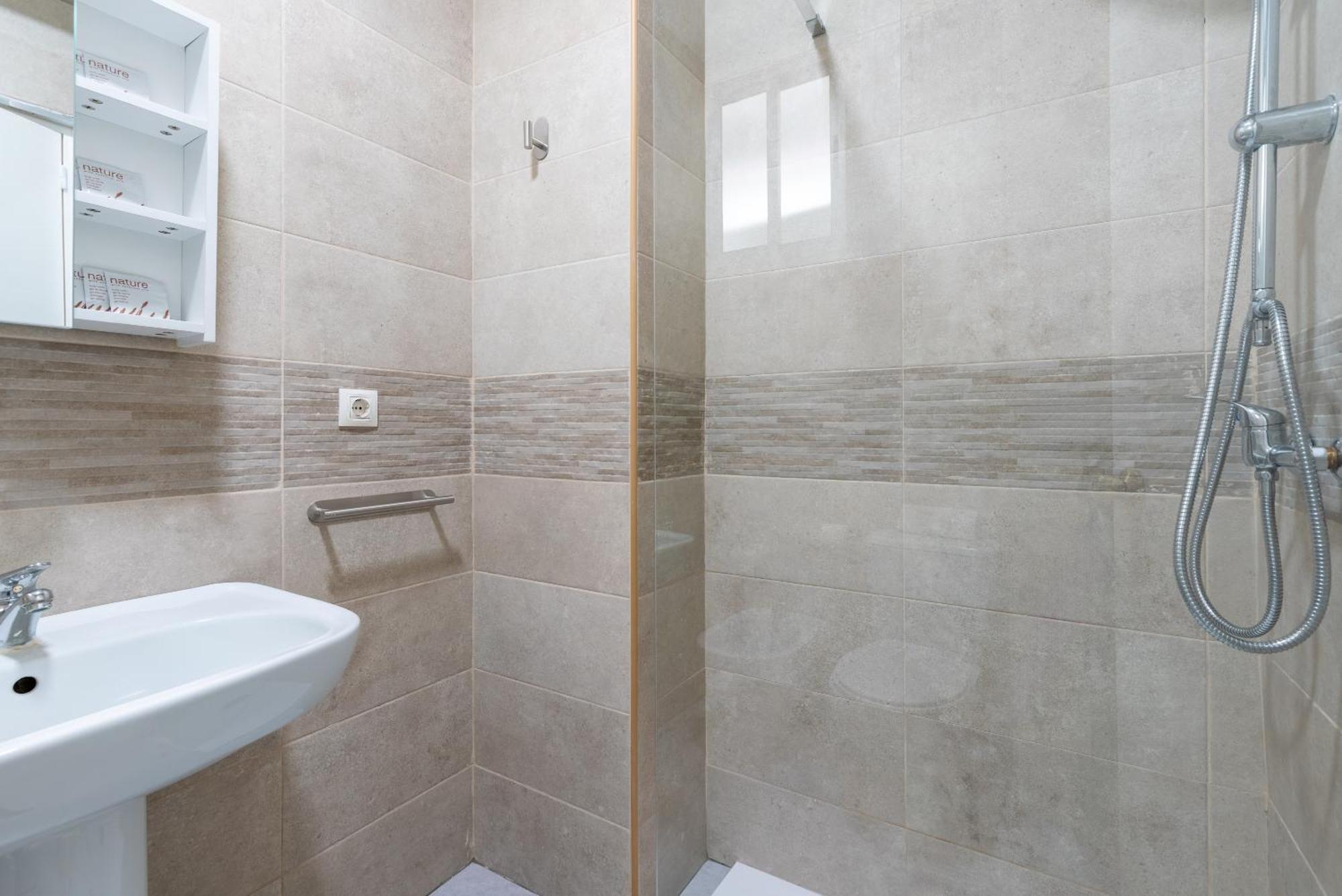 Apartamento Familiar Maria Auxiliadora Sevilla Eksteriør billede